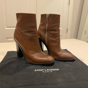 *SOLD*SAINT LAURENT Brown 
Do not purchase you will not be refunded